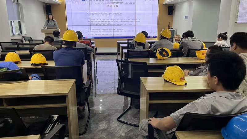 心理咨询师培训，北京本地班就业前景如何？**