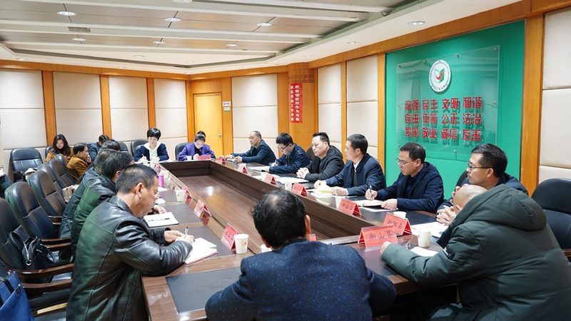 小标题：课程含金量，是衡量标准之一